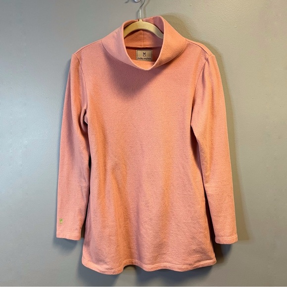 Dudley Stephens Fleece Light Pink Cobble Hill Turtleneck Terry Fleece Sz M EUC - Picture 2 of 15